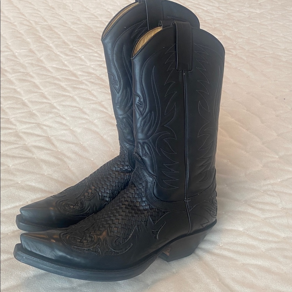 Sendra black western black boots 
men’s size 10.5